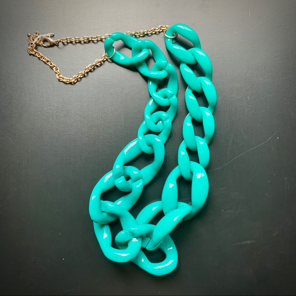 Teal Plastic Large Chain Necklace
